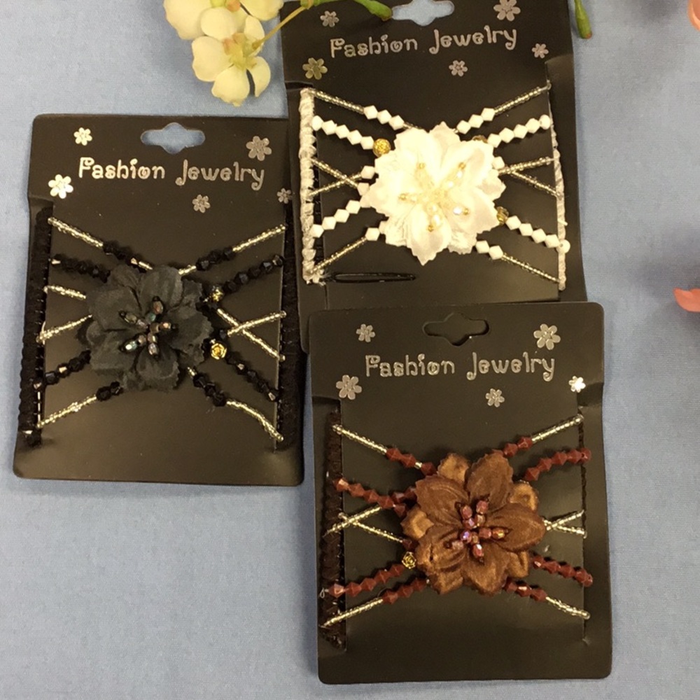 3 Hair Styling Clips Combs Bun Holder